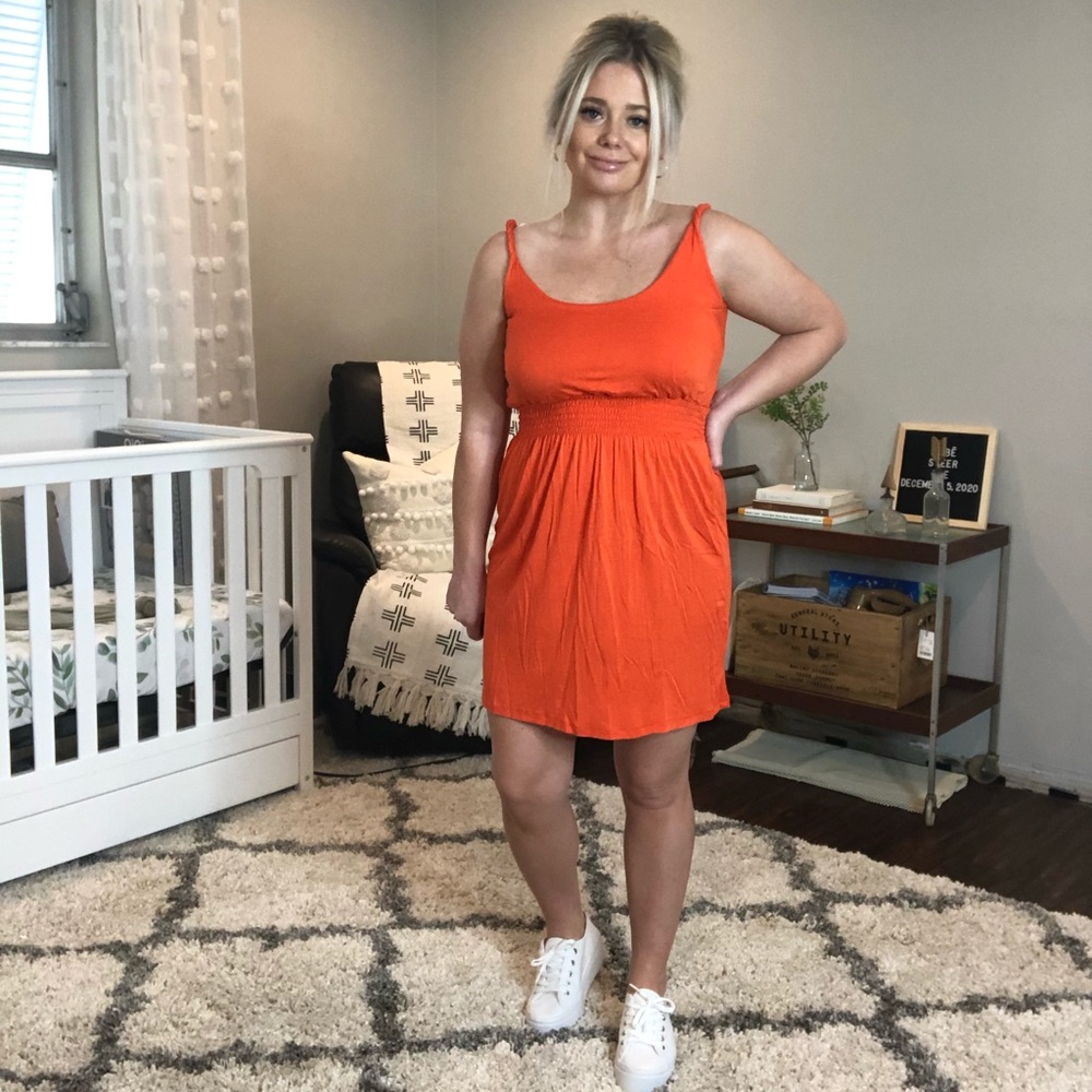 ORANGE DRESS - Picture 2 of 2
